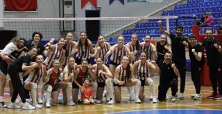 Fenerbahçe'yi yenen Karşıyaka üçüncü...