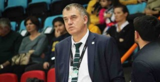 Karşıyaka, Nihat Mala'yı ikna etmeye çalışıyor