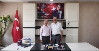 Cem Vakfı Başkanı Müftü Gürler'i ziyaret etti