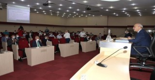 Vali Köşger, Dikili, Foça ve Urla'da muhtarlarla bir araya geldi