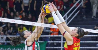 İnfo Yatırım Karşıyaka derbiyi kaybetti