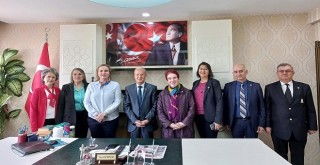 ADD Karşıyaka Şubesi Müftü İsa Gürler'i ziyaret etti