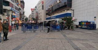 Karşıyaka Çarşı'ya kısıtlamalı giriş...