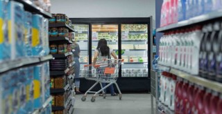 İki yeni İZMAR mağazası yolda...