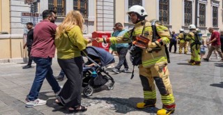 İzmir İtfaiyesi yangınlara dikkat çekmek için sokağa indi