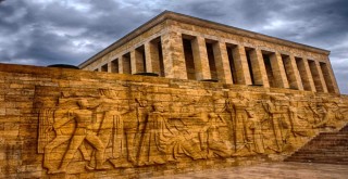 Usta gazeteci Karar’ın objektifinden Anıtkabir sergisi