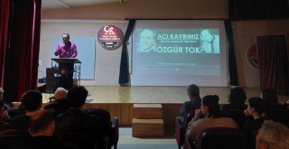 Trafik kazasında yaşamını yitiren Özgür öğretmen okulunda anıldı