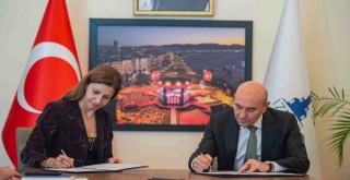 İzmir Büyükşehir ile Toplum Gönüllüleri Vakfı arasında iş birliği