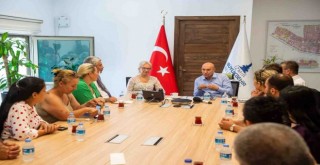 Başkan Soyer Konak Muhtarlar Derneği üyeleriyle bir araya geldi