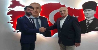 Selahattin Köse, Zafer Partisi Karşıyaka İlçe Başkanı oldu
