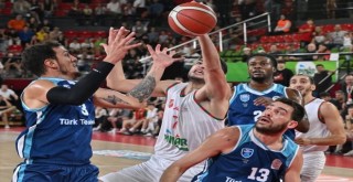 Pınar Karşıyaka'nın Türk Telekom ile ''100''ü güldü