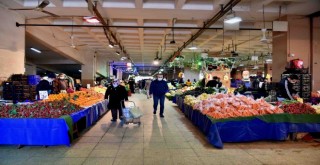 Bornova’da pazar günlerine yeni düzenleme