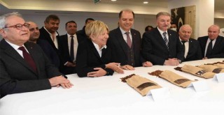 TMO, İzmir Ticaret Borsası'nda 12500 ton kuru üzüm satışı gerçekleştirdi