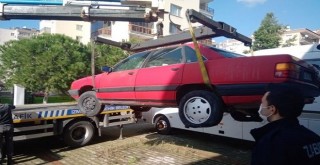 Hurda araçlar kaldırılıyor...