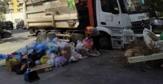 Karşıyaka'da tam ödeme sözü alındı, çöpler toplanıyor...