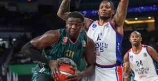 Pınar Karşıyaka, Anadolu Efes'i konuk ediyor