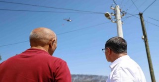 Başkan Tugay yangın bölgesine giderek incelemede bulundu