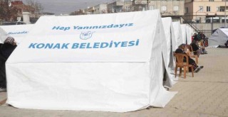 Konak’ın çadır kentinde hayat başladı