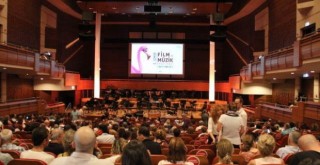 2. İzmir Uluslararası Film ve Müzik Festivali başladı