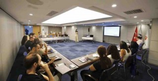 Codexizmir Bilişim İhracatı Geliştirme Projesi başladı