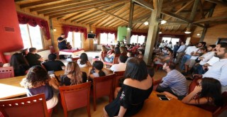 Başkan Tugay CHP’li gençlerle buluştu