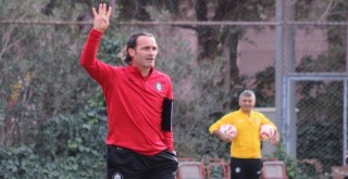 Karşıyaka teknik direktörünü arıyor