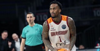 Pınar Karşıyaka, Dee Bost'u istiyor