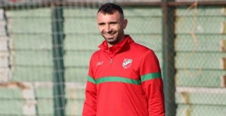 Karşıyaka'da Batuhan formayı kaptı