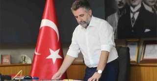 Başkan Sandal'dan personele bayram müjdesi