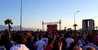 Dev ekrana İzmir Valiliği İl Pandemi Kurulu izin vermedi