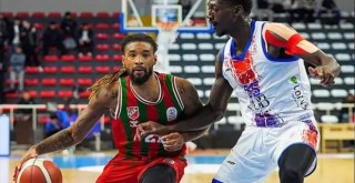 Karşıyaka mağlubiyet serisini İstanbul'da sonlandırdı