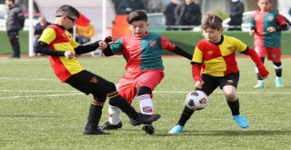 Winter Cup Karşıyaka U12 Futbol Turnuvası düzenlendi