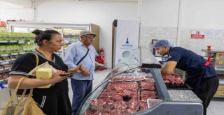 İZMAR 10. mağazaya ulaştı