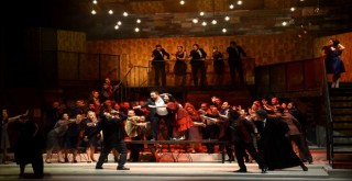 İzmir Devlet Opera ve Balesi perdelerini açıyor