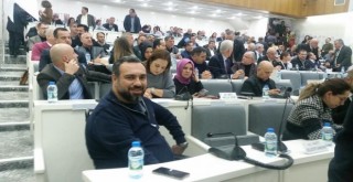 Ak Parti'li Baran'dan basketbol takımının kapanmasına eleştiri