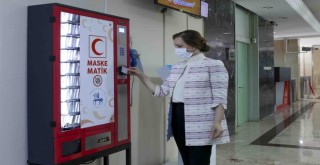 Dokuz Eylül Üniversitesi'nde Maskematik dönemi