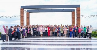 Çiftçioğlu'na kadınlardan büyük destek...