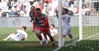 Karşıyaka'nın gözü play-off'ta