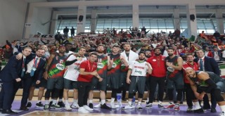 Pınar Karşıyaka, Phoenix Brüksel'i konuk ediyor