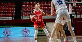 16 Yaş Altı Kız Milli Takımı Finlandiya'ya kaybetti, klasmana kaldı