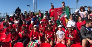 Karşıyakalı tenisçilerin Antalya çıkarması...