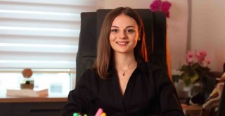 Diyetisyen Nihan Aykırı: Yaz tatilinde fit ve sağlıklı kalın