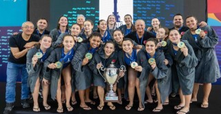 İzmir Büyükşehir Belediyesi Sutopu Kadın Takımı Avrupa Şampiyonu