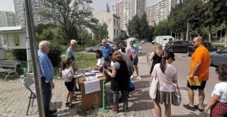 Karne hediyesi kitaplar muhtar amcadan