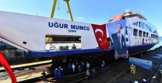 Uğur Mumcu Feribotu törenle denize indirildi