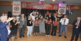 Karşıyaka Liselilerin örnek dayanışması