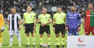 Karşıyaka'da hakemlere isyan var...