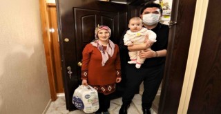 Bebekli ailelere ilk hediye Buca Belediyesi’nden