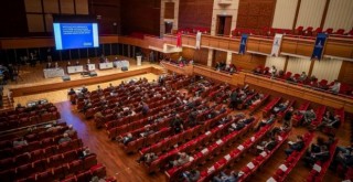 İzmir Büyükşehir Belediyesi Meclisi'nin Şubat ayı birinci birleşimi gerçekleşti