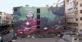 İzmir duvar resimleriyle de fark yaratıyor